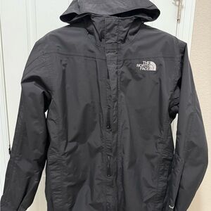 The North Face Black Hooded Raincoat Water-Resistant - Men